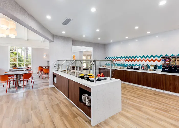 Clementine Hotel & Suites Anaheim