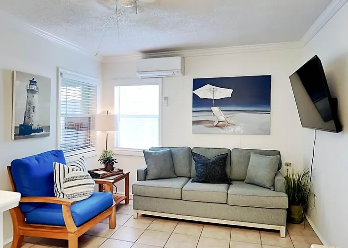 Captains Quarters A