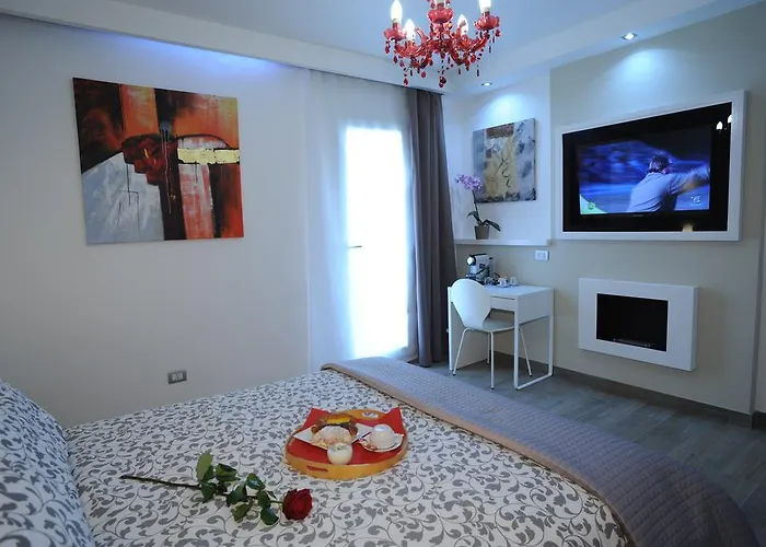 H5-5H Luxury Room