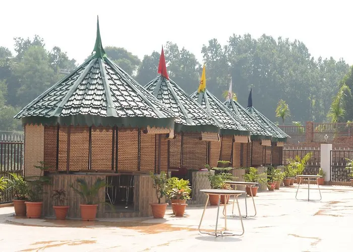 Hotel Jsr Inn