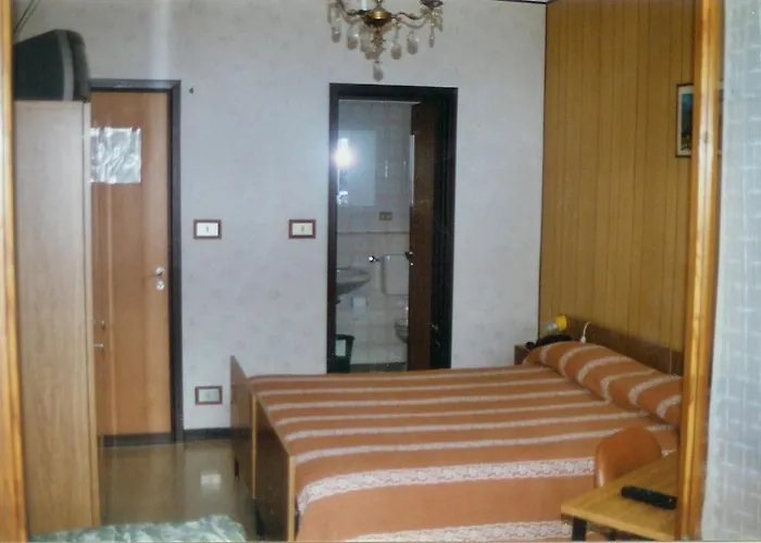 Dufour Hotel