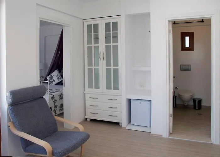 Club Cherry Hotel & Family Suites