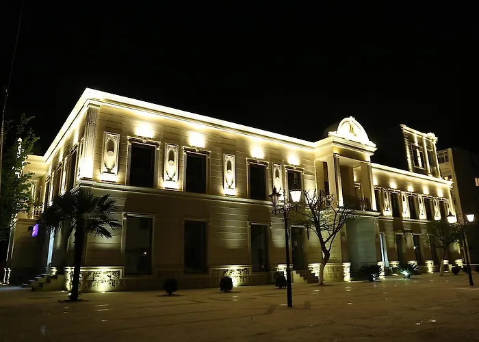 Luxe Lankaran Hotel