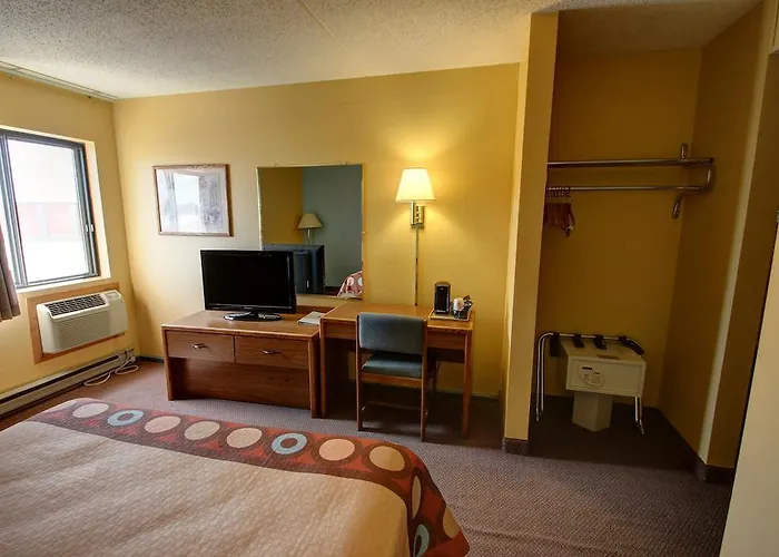 Best Western Plus Four Presidents Lodge