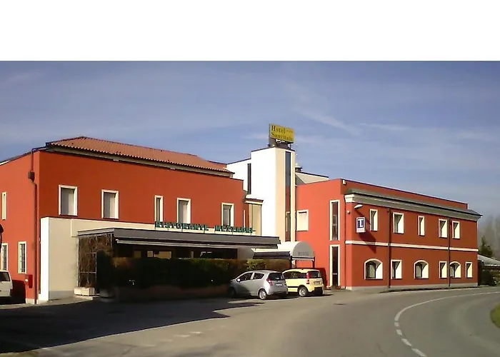 Hotel Sanvitale