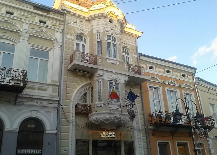 Hotel Rares