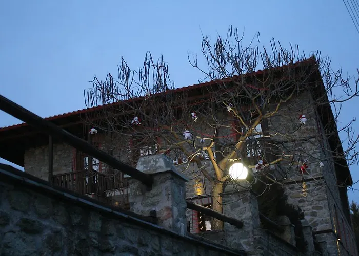 Varnous Hotel