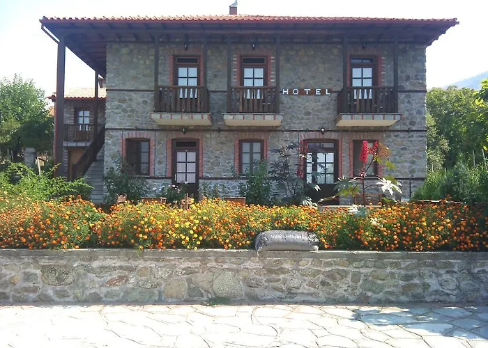 Varnous Hotel