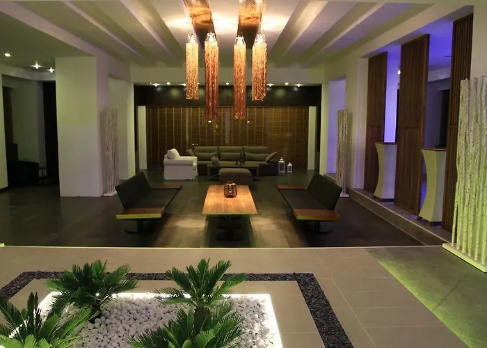 Munamar Beach Residence (Adults Only)