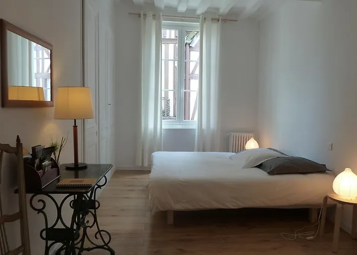 Une Chambre Dans L'atelier De R