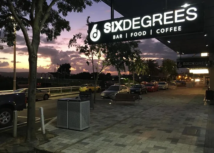 Six Degrees Boutique Hotel