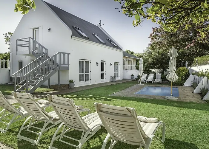 Avenues Guest House