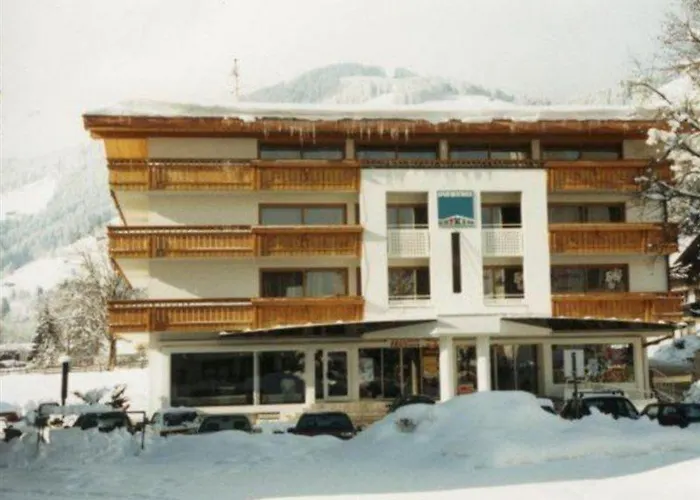 Apartmenthaus Brixen & Haus Central