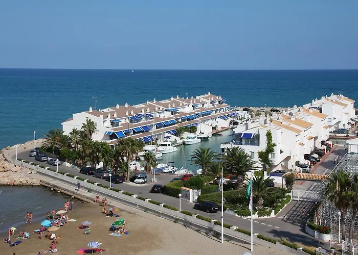Apartamentos El Puerto