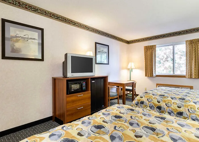 Econo Lodge West Springfield