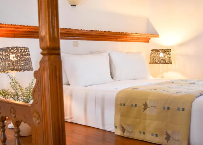 Astron Hotel