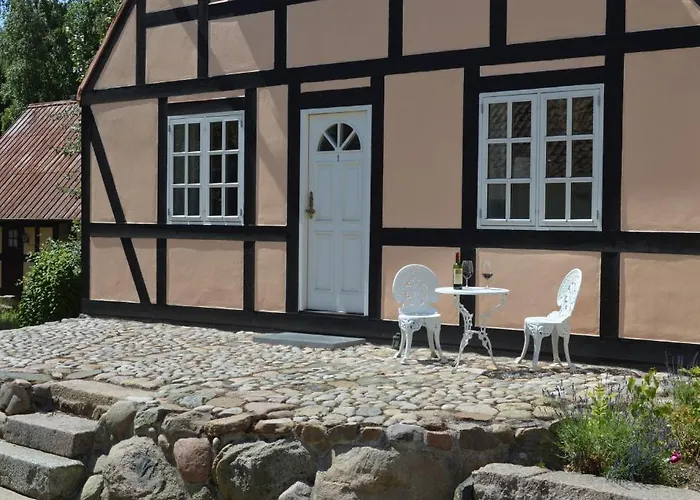 Skrobelev Gods Manor House