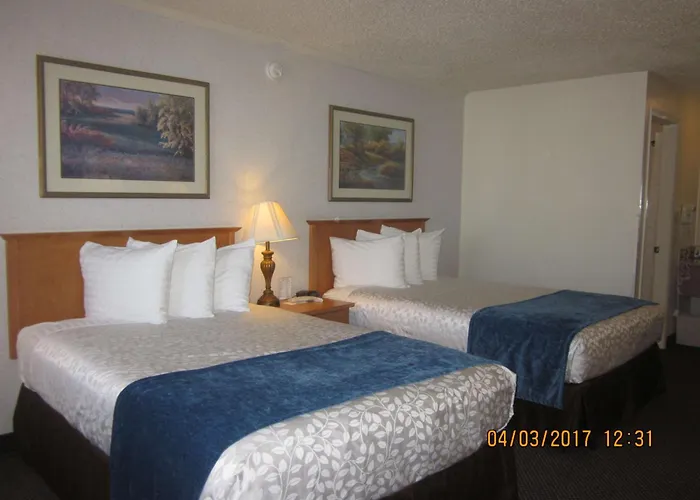Trailside Inn