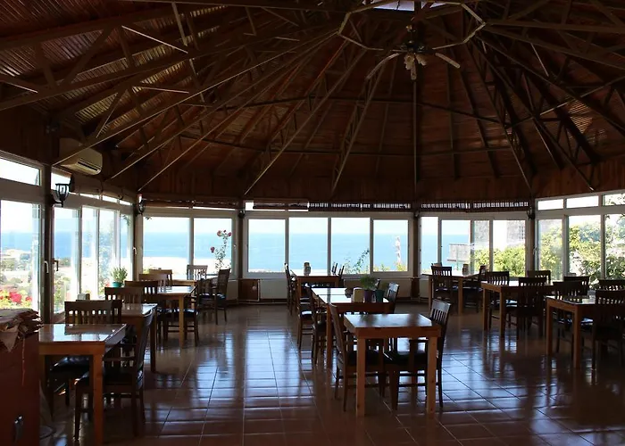 Huzur Hotel