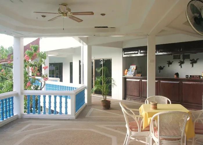 Pen Villa Hotel, Surin Beach - SHA Extra Plus