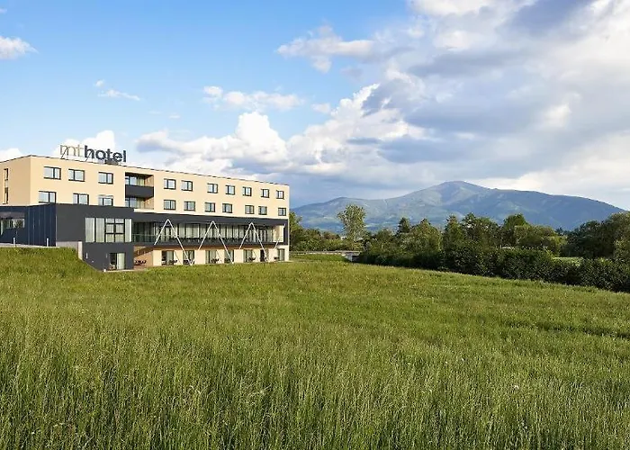 Mt Hotel