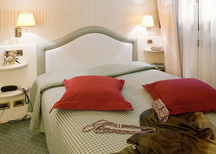 Ih Hotels Venezia Salute Palace (Adults Only)