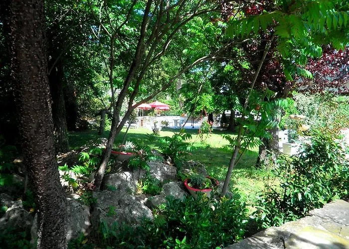 La Pierre Lys