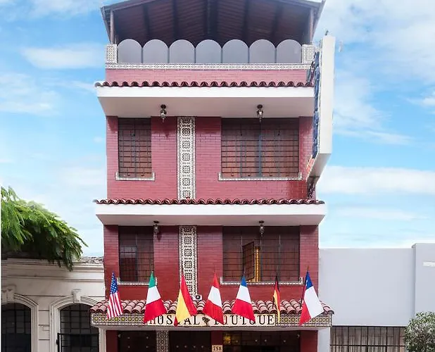 Hostal Iquique Lima