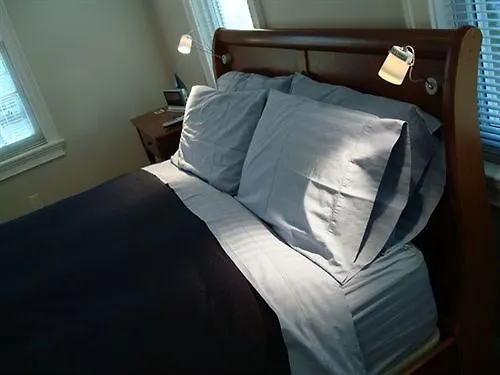 Whitman House - Bed And Breakfast