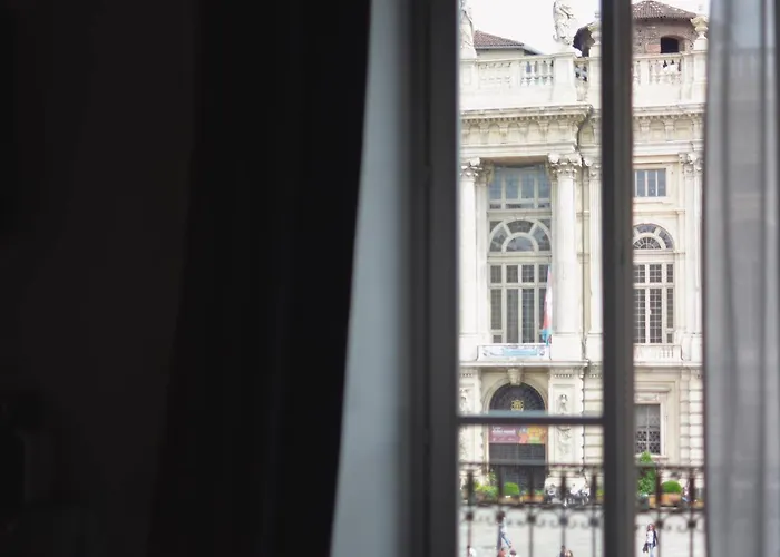 Piazza Castello Suite