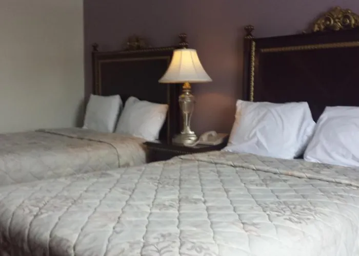 Americas Best Inn & Suites Urbana