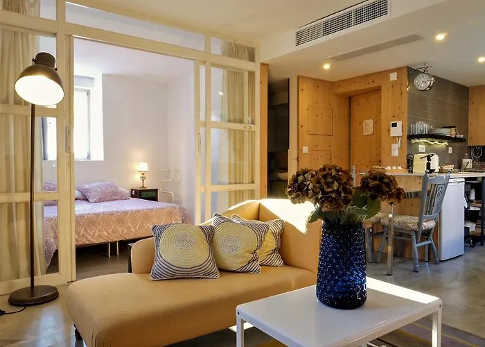 Apartments Uppe Villa