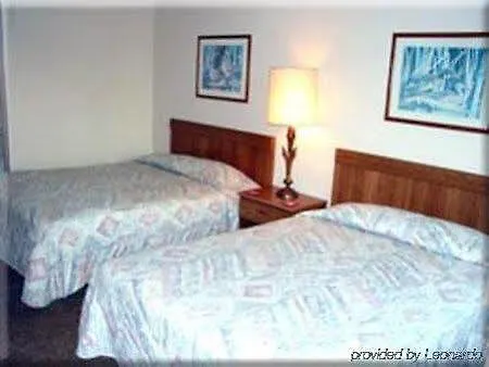 Rainbow Motel