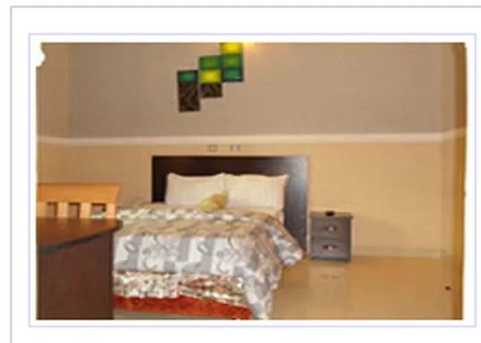 Ritz - Carinton Suites
