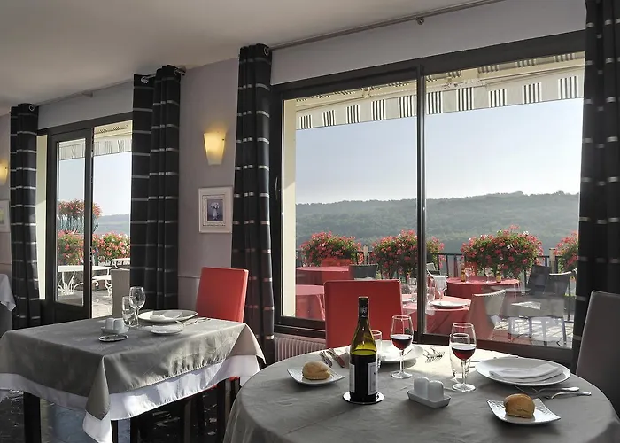 Auberge Du Camp Romain