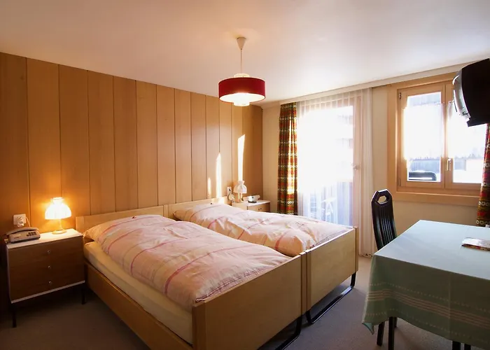 Hotel Hold