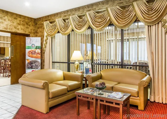 Executive Inn And Suites