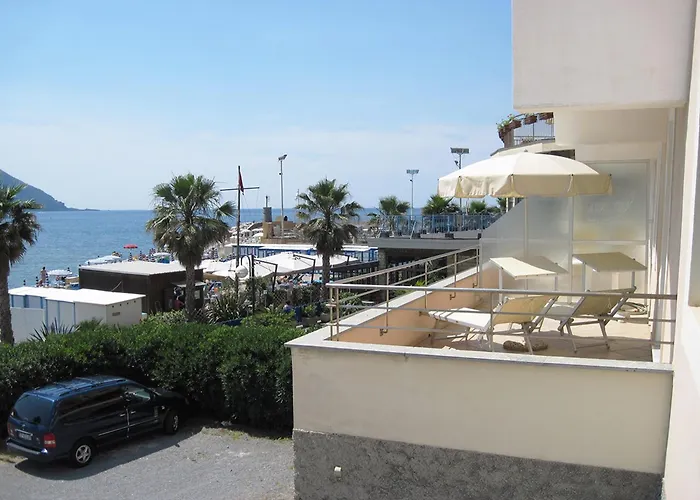 Hotel Elena