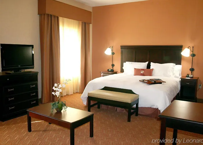 Durant Inn & Suites