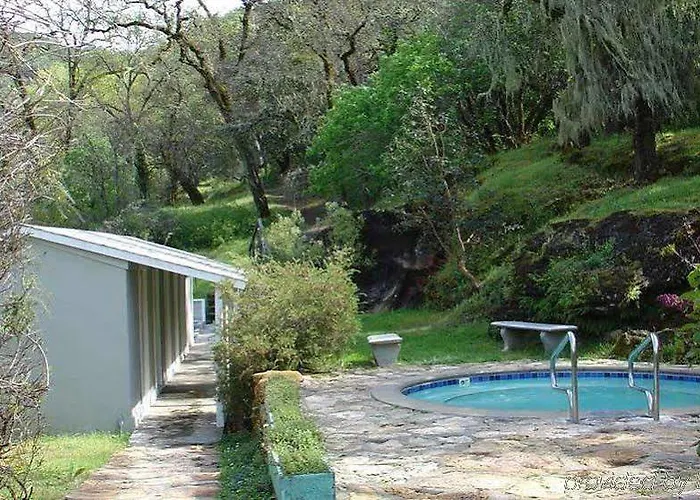 Vichy Springs Resort