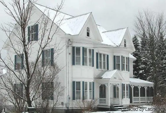 The Perennial Inn