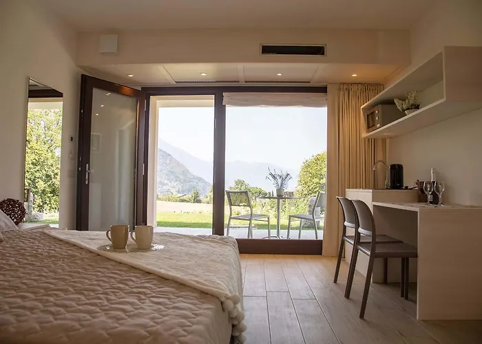 Villa La Rosa B&B