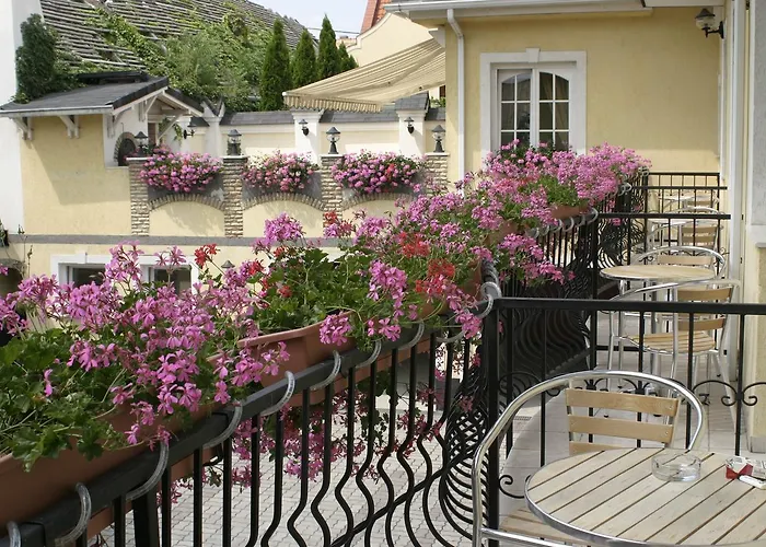 Bed and Breakfast Relax Panzio Győr