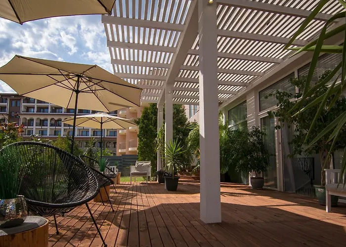The Mint Villa - Saint Vlas