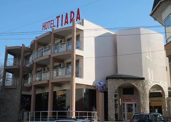 Tiara Hotel