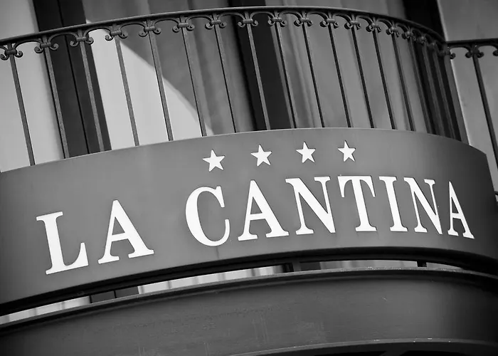Hotel La Cantina