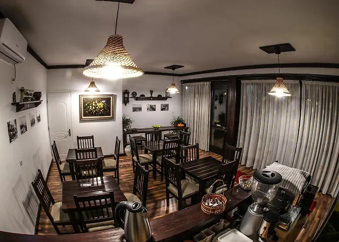 Hotel Bujtina E Bardhe