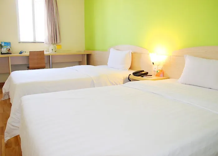 7Days Inn Nanjing Xinjiekou Shanghai Road Subway Station