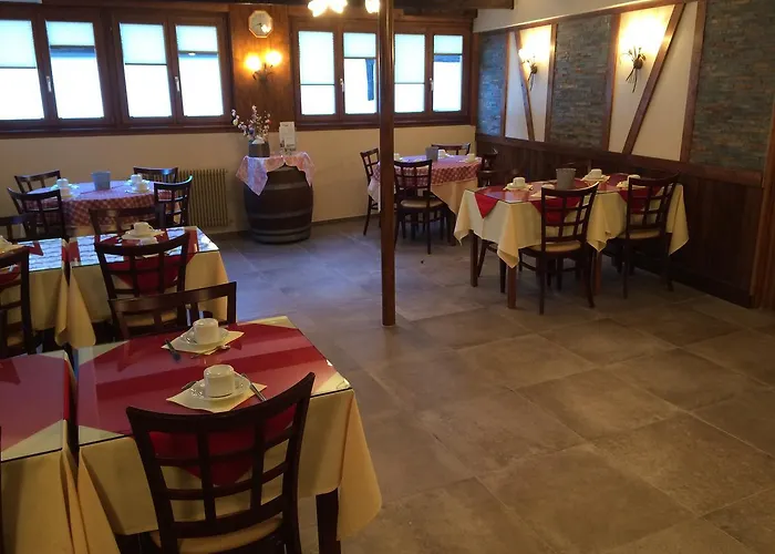 Auberge Des Trois Chateaux