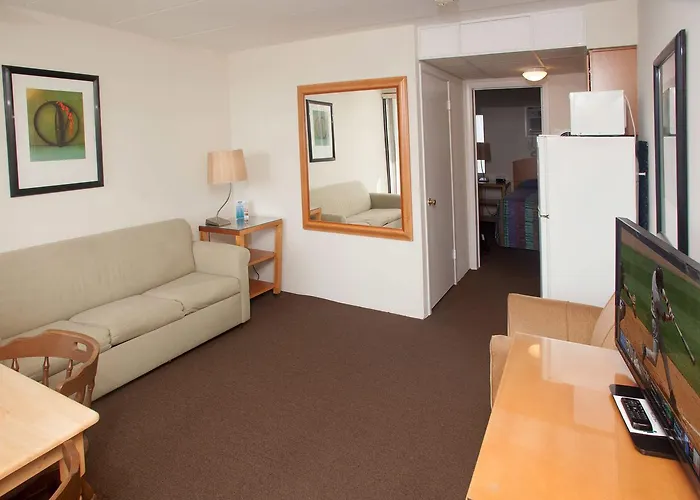 Horizon Motor Inn-Beach Block & Close To Morey'S Piers